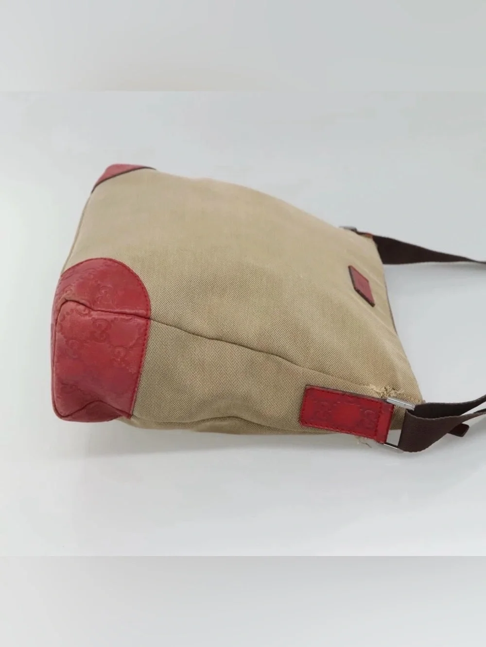 👜 GUCCI Beige Canvas Messenger Bag Red Leather Accents Authentic Guccissima